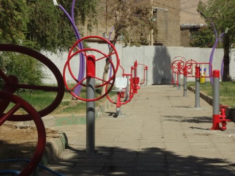 تجهیر بوستان بانوان شهر پلدختر در محل پارک جانبازان ، برای افتتاح در هفته دولت